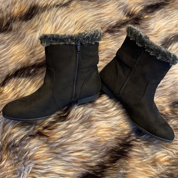 Bay Studio Ankle boots - Picture 2 of 9